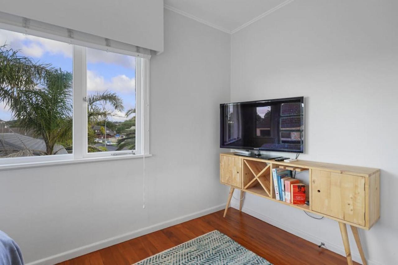 Amazing Home By Beach - Fully Aircon-Ed - Wifi Auckland Extérieur photo