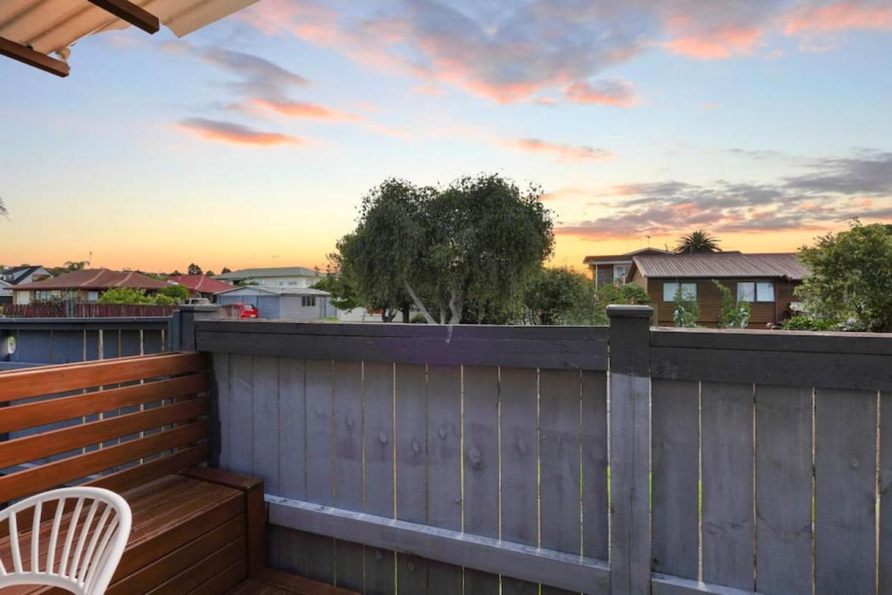Amazing Home By Beach - Fully Aircon-Ed - Wifi Auckland Extérieur photo