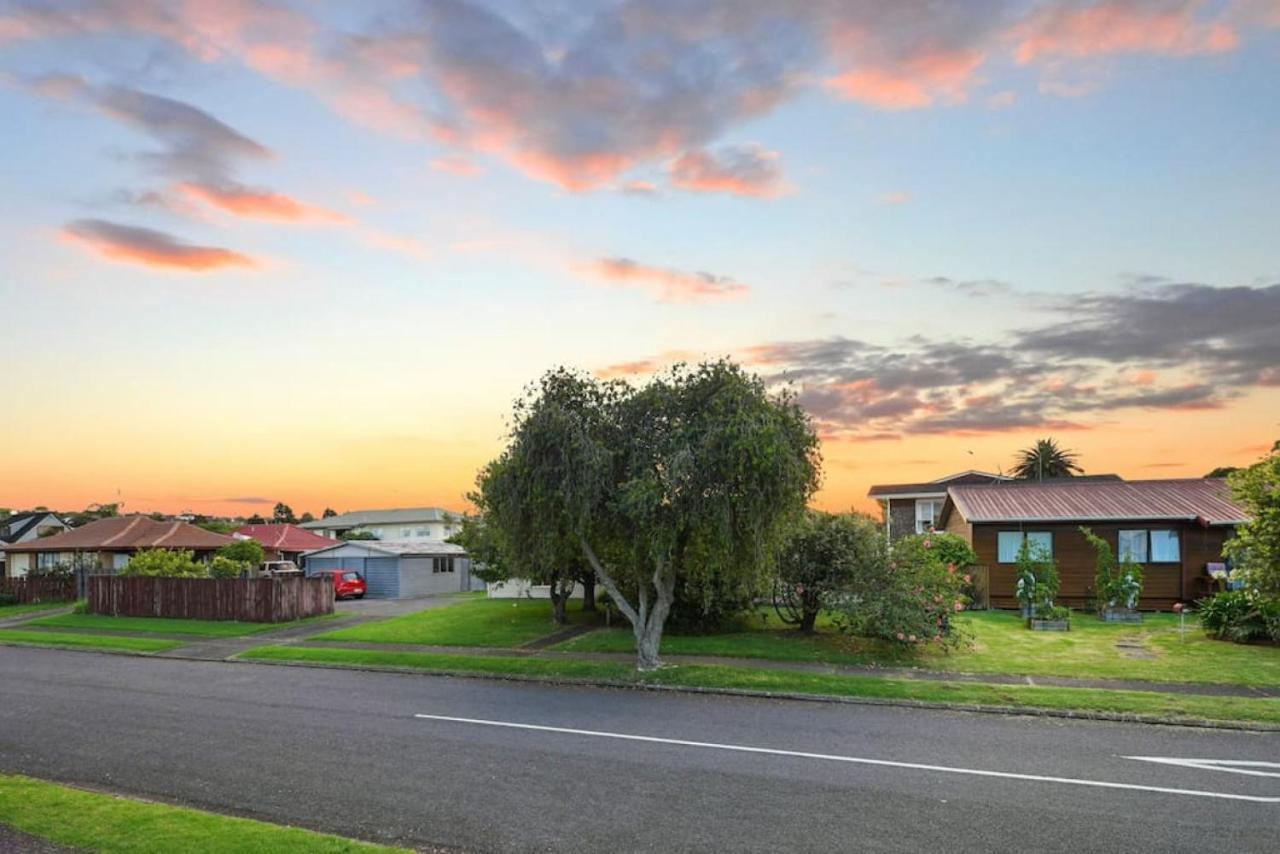 Amazing Home By Beach - Fully Aircon-Ed - Wifi Auckland Extérieur photo