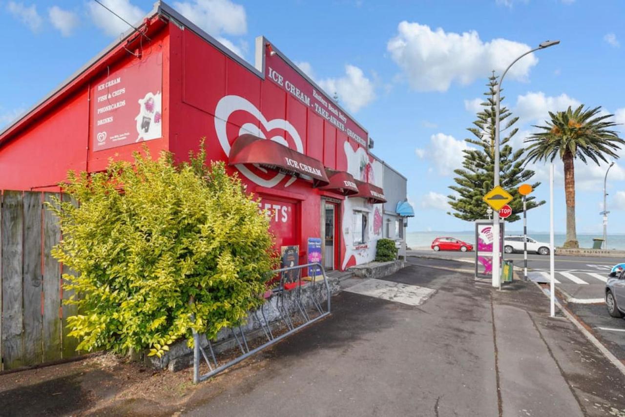 Amazing Home By Beach - Fully Aircon-Ed - Wifi Auckland Extérieur photo